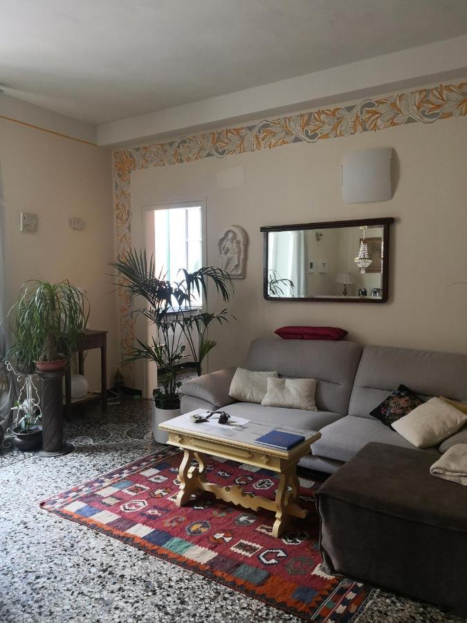 Lavagna Uno Bed & Breakfast Genoa Ngoại thất bức ảnh